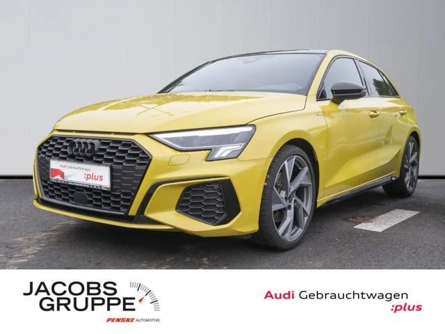 Audi A3 Sportback 35 TFSIS-tronic S line Pano/Optik schwarz/B&O/LED/Design 2023 Benzine