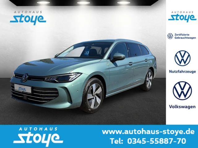 Volkswagen Passat Variant Business eTSi DSG IQ Drive AZV Business 2025 Benzine