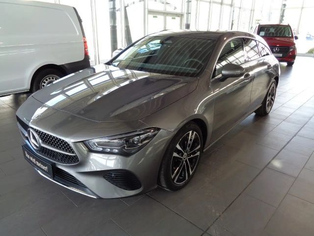 Mercedes-Benz CLA 180 NAVI,MULTI-BEAM,KAMERA,NP:49.088,- 2025 Benzine
