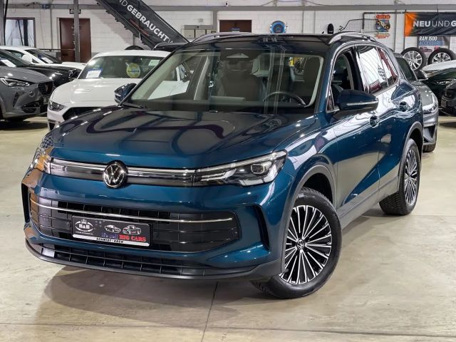 Volkswagen Tiguan 2.0 TDI+SHZ+B.-LENKRAD+KAMERA+AHK+GARANTIE 07/29 2024 Diesel