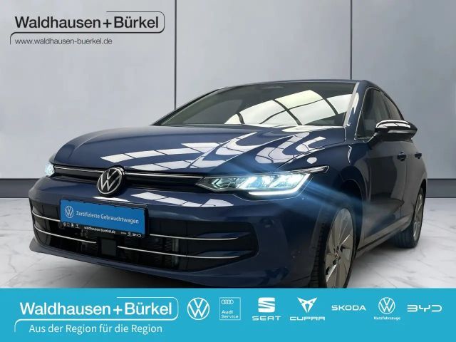 Volkswagen Golf VIII 1.5 eTSI DSG Energy Klima Navi 2025 Benzine