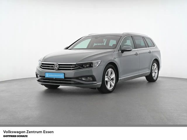 Volkswagen Passat Variant Elegance TDI DSG Matrix AHK Navi R-Kamera 2024 Diesel