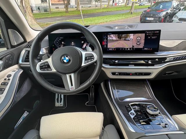 BMW X7 M