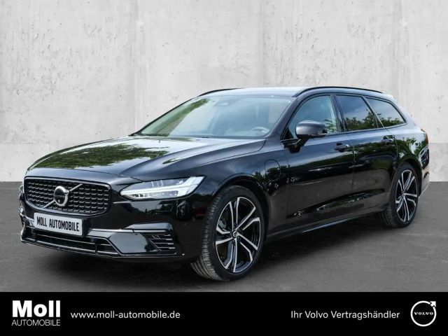 Volvo V90 Kombi Ultra Dark Recharge Plug-In Hybrid AWD HUD A 2024 Hybride / Benzine