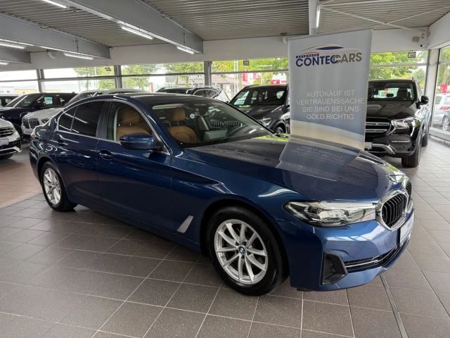 BMW 520 520d Lim. Business+DAP+HuD+HiFi+Memory+Standheiz 2023 Diesel