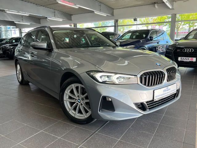 BMW 320 d xDrive Touring III DRIVING ASSISTANT III 2023 Diesel
