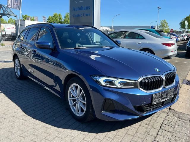BMW 318 318d Touring Harman Kardon+LED+Park+ACC+Spur 2023 Diesel