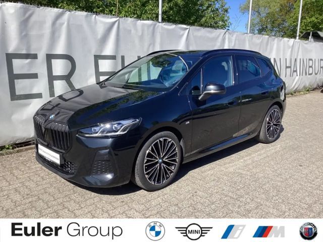 BMW 223 Active Tourer i MSport AHK Pano Navi PremiumPaket 2023 Benzine