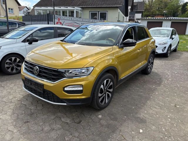 Volkswagen T-Roc 1.5 TSI ACTIVE Navi/Kamera/Sitzheizung 2022 Benzine