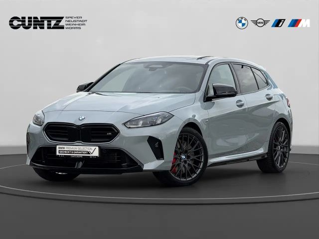 BMW 135 M135 xDrive M Paket Pro Head-Up Harman/Kardon Driv 2025 Benzine