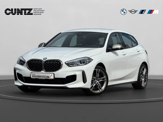 BMW 135 M135i xDrive Lordosenstütze HiFi-Lautsprecher Sitz 2021 Benzine