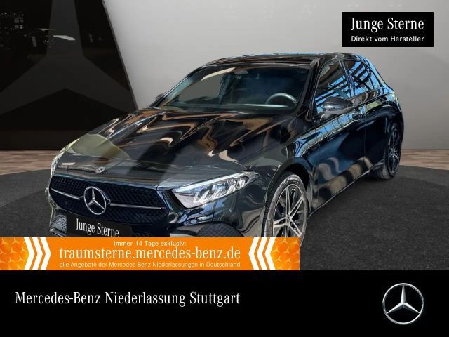 Mercedes-Benz A 250 2023 Hybride / Benzine
