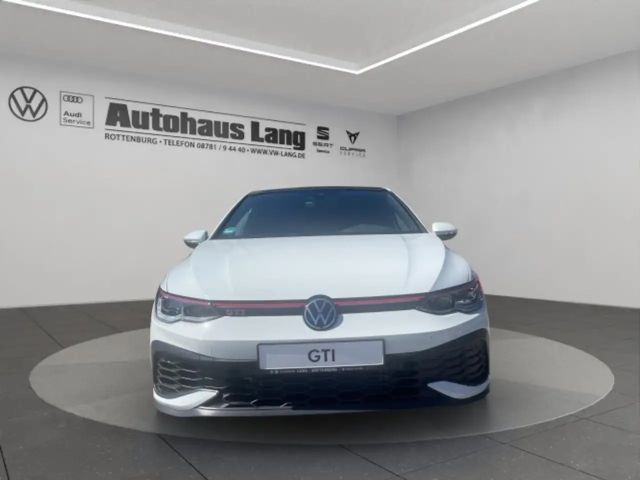 Volkswagen Golf VIII 2.0 TSI GTI DSG Clubsport Navi Pano H&K Rear 2022 Benzine