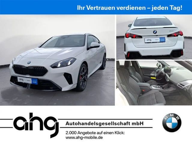 BMW 223 i xDrive M-Sport Pro *Shadow*Navi*Kamera*LED* 2025 Benzine