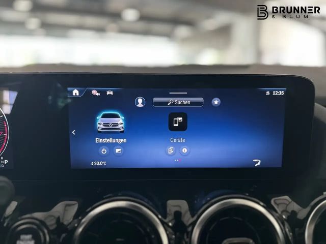 Mercedes-Benz B 180