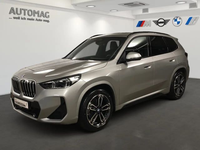 BMW X1 sDrive20i M-Sportpaket, Driving Assist Plus, ParkA 2025 Benzine