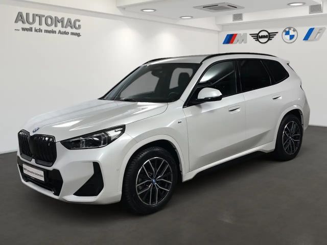 BMW iX 1 xDrive30 M-Sport*DrivAssPlus*ParkAssPlus*HeadUp 2023 Elektrisch