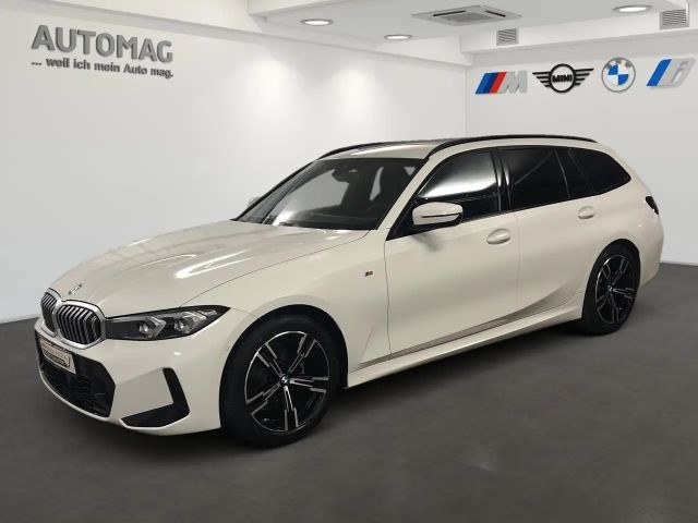 BMW 318 i Touring*M-Sportpaket, Driving Assist, ParksAssis 2025 Benzine