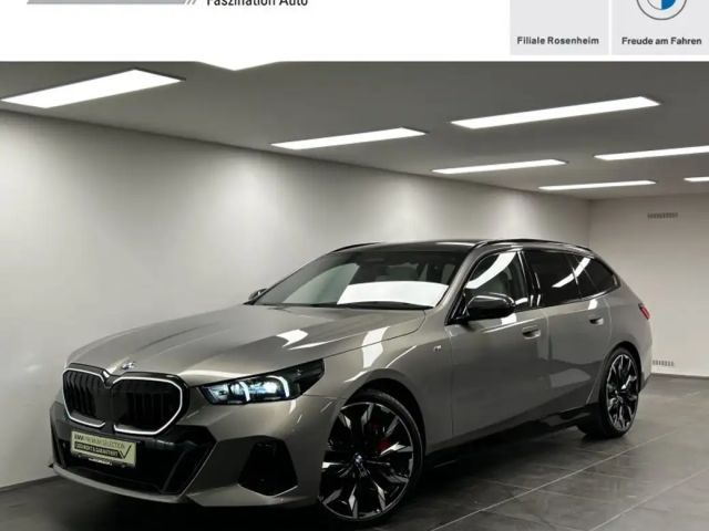 BMW 540 d xDrive Touring M Sportpaket Pro B&W Pano. AHK DA 2025 Diesel