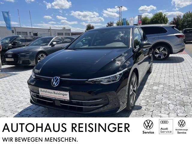 Volkswagen Golf VIII GOAL 1.5 eTSI DSG (MatrixLED+NAVI+APP+ACC+AHK 2025 Benzine