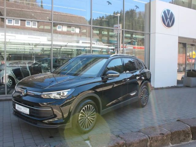 Volkswagen Tiguan Goal 2.0 TDI DSG Navi,AHK,ACC,LED,Kamera 2025 Diesel