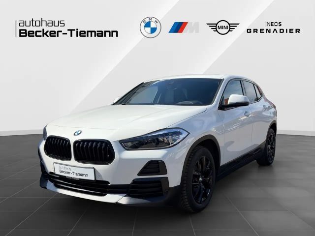 BMW X2 sDrive18i | Advantage Plus| Kamera| Ahk| HiFi| 2021 Benzine