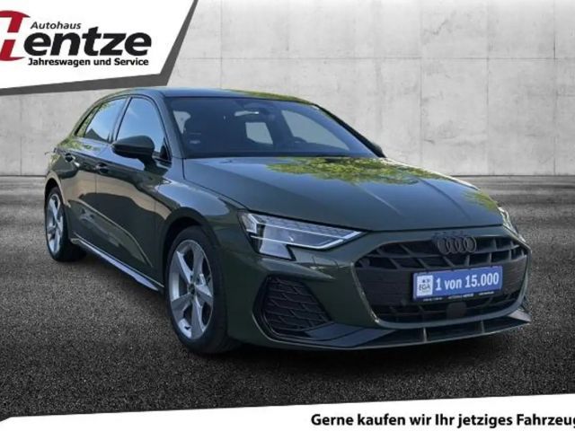Audi A3 1.5 TFSI S-Tronic  Sportback S line /Glasdach 2025 Benzine