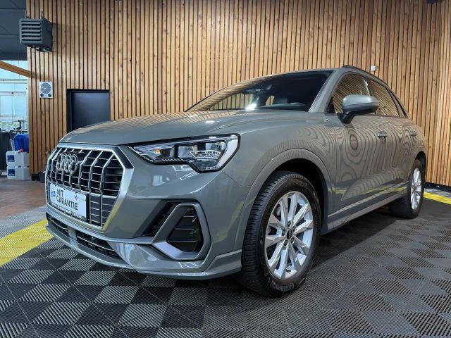 Audi Q3 35 TFSI S Line Aut.*Navi*Kam*Keyless*ACC*LED* 2023 Benzine