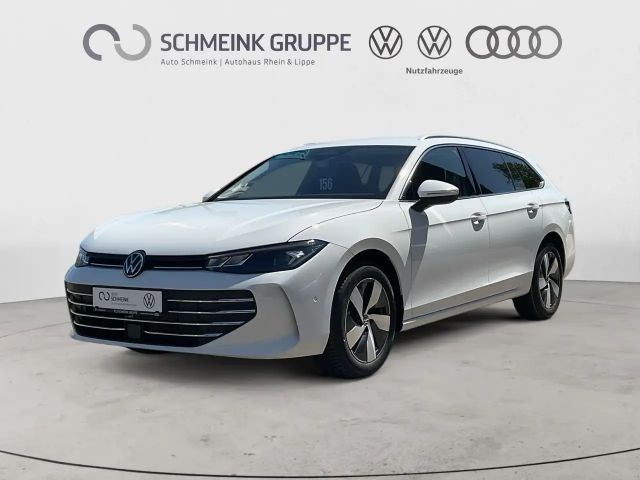 Volkswagen Passat Variant Passat Var. 1.5 eTSI DSG AHK 360° Navi 2025 Benzine