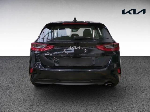Kia Ceed / cee'd