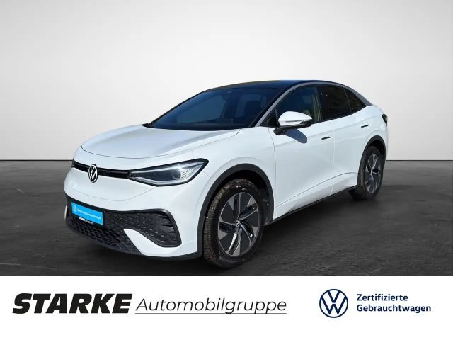 Volkswagen ID.5 Pro mit Infotainment-Paket 2025 Elektrisch