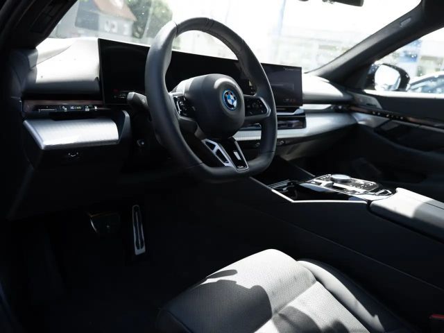 BMW 550