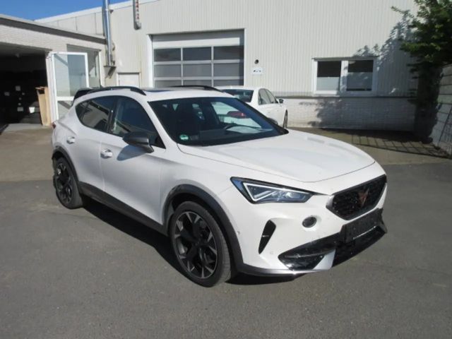 Cupra Formentor VZ 1.4 eHybrid DSG NAVI PANORAMA AHK KAMERA LEDER ALU APS SITZHEIZUNG CLIMATRONIC 2022 Hybride / Benzine