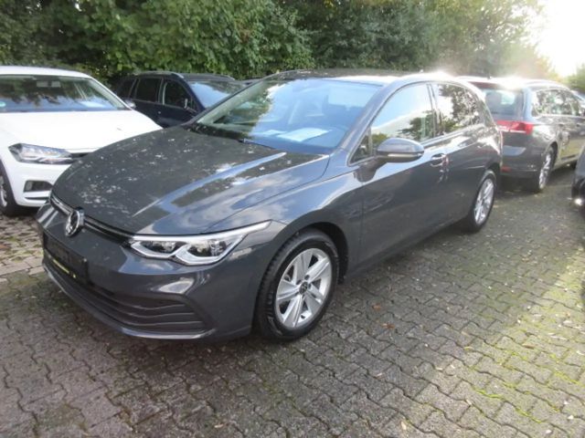 Volkswagen Golf Life 1.5 TSI NAVI LED ALU GJR APS ACC KLIMA SITZHEIZUNG 2023 Benzine