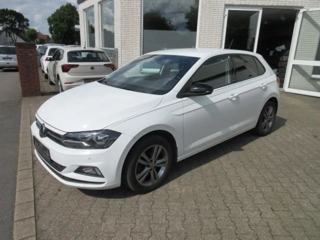 Volkswagen Polo United 1.0 TSI NAVI KAMERA ALU KEYLESS APS SITZHZG 2021 Benzine