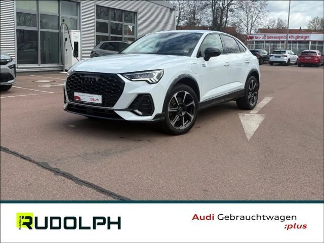 Audi Q3 Sportback 45 TFSIe S-tronic ACC LED Navi AHK Kamer 2022 Hybride / Benzine