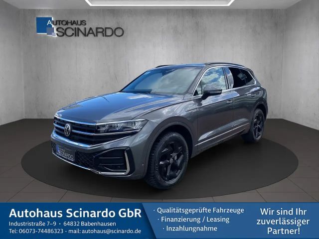 Volkswagen Touareg 3.0TDI V6 4Motion R-Line PANO/NAVI/ACC/ 2025 Diesel