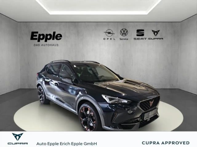 Cupra Formentor VZ 4Drive klappbare AHK Panodach Soundsystem 2023 Benzine