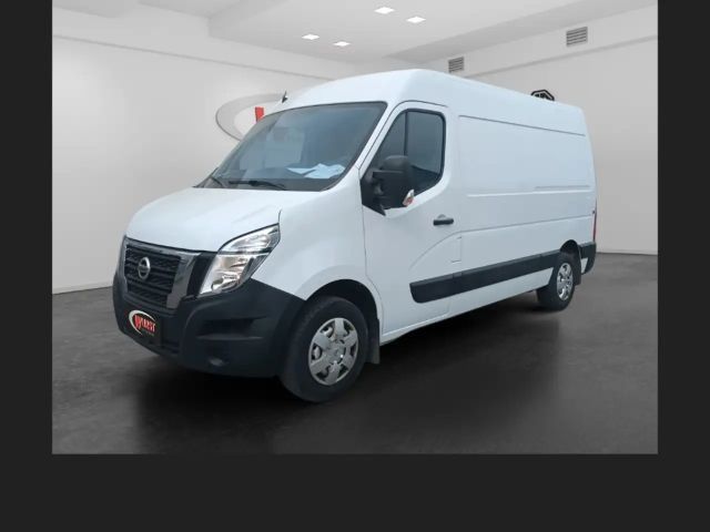Nissan Interstar
