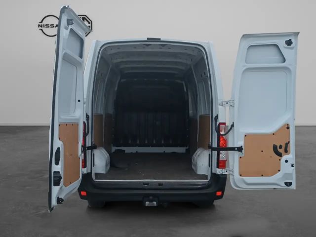 Nissan Interstar