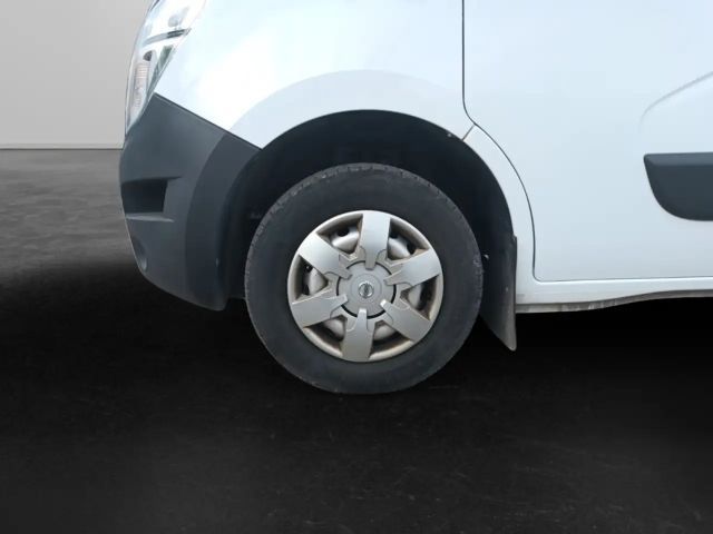 Nissan Interstar