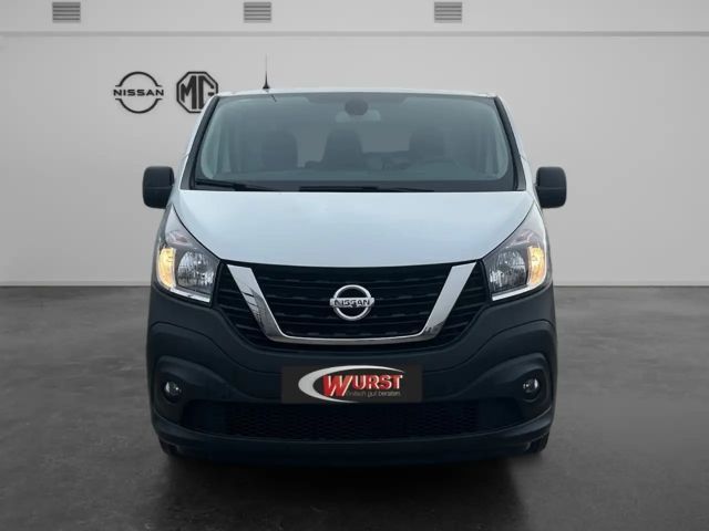 Nissan NV300
