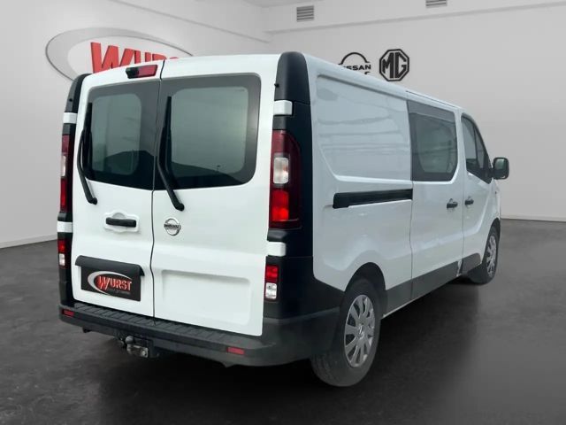 Nissan NV300