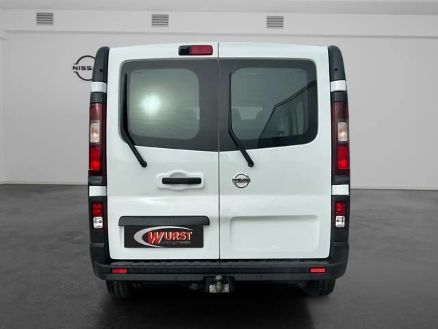 Nissan NV300
