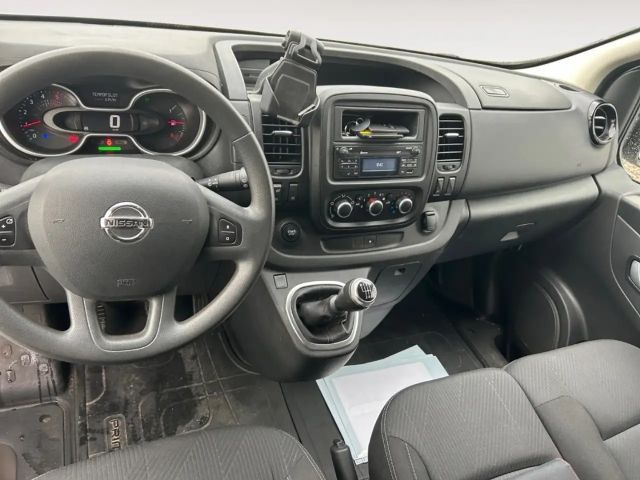 Nissan NV300