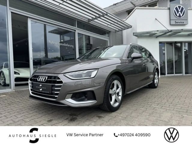Audi A4 35 2.0 TFSI Avant advanced Leder Navi LED ACC Kame 2021 Benzine