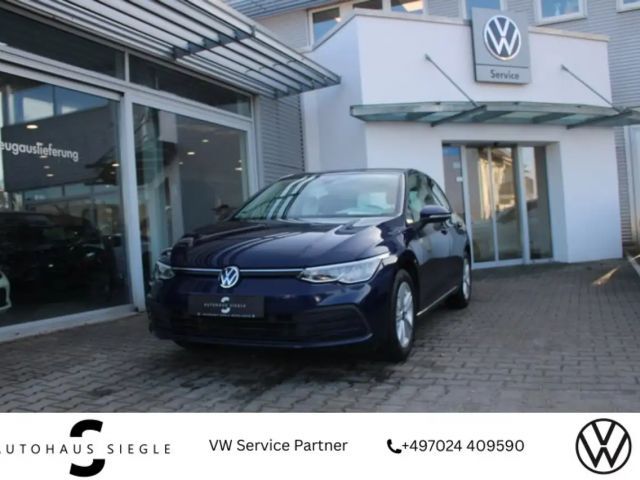 Volkswagen Golf VIII 1.0 TSI Life Navi ACC LED Parktronic  Sitzhei 2021 Benzine