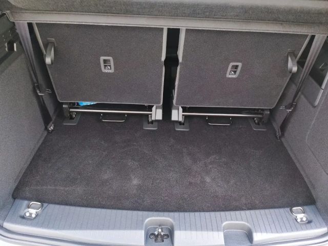 Ford Grand Tourneo