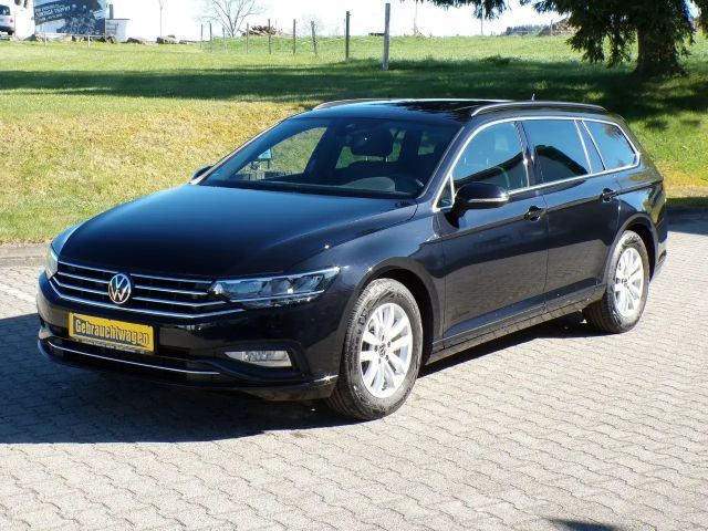 Volkswagen Passat Variant Business 1.5 TSI 2023 Benzine