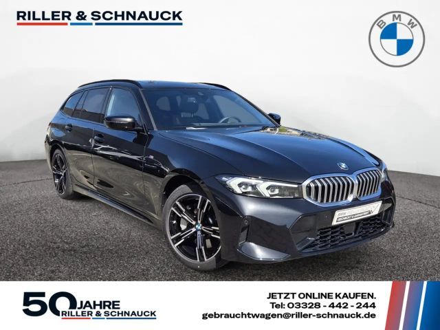 BMW 330 i Touring xDrive M Sport AHK+PANO+ACC+KAM 2025 Benzine